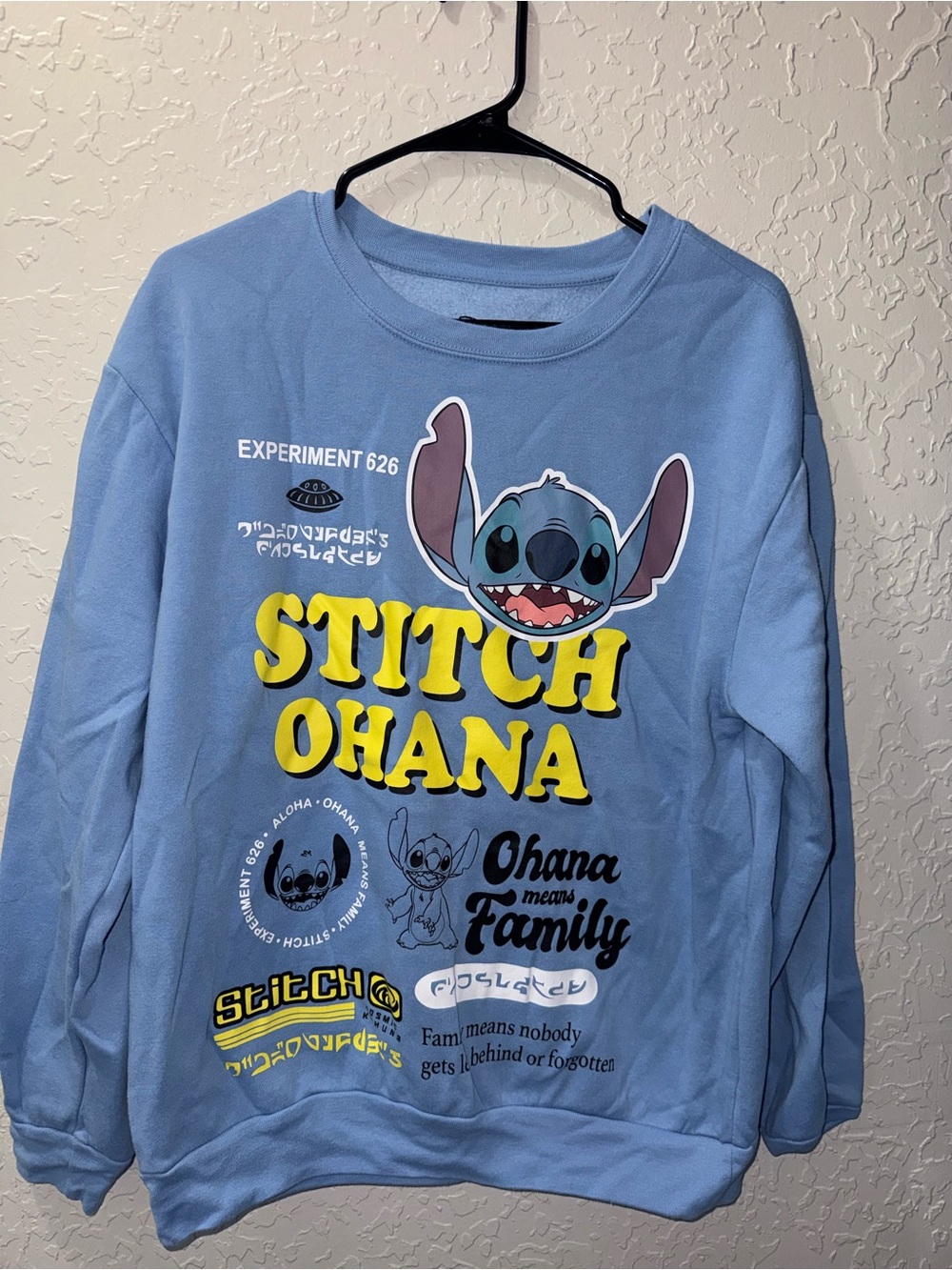 Disney Stitch Ohana Experiment 626 Light Blue Crewneck Sweatshirt XL (15-17)
